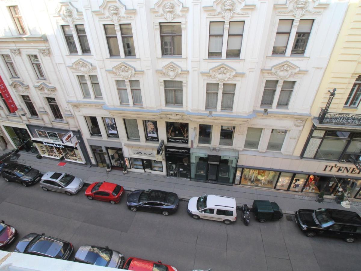 Inner City By Interhome Apartment Wien